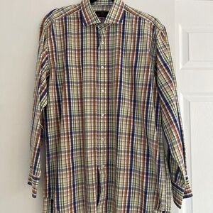 Lightly worn Italian madeButton down men’s shirt